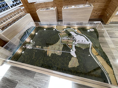 吊橋の資料展示